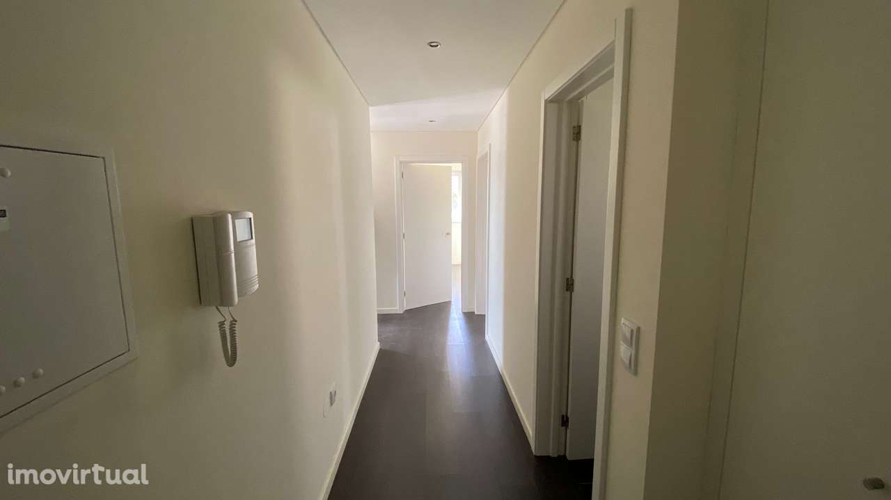 Apartamento em Covilhã, Santa Maria - Grande imagem: 3/12