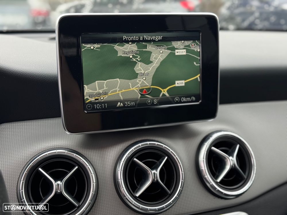 Mercedes-Benz CLA 180 d Shooting Brake Urban - 19