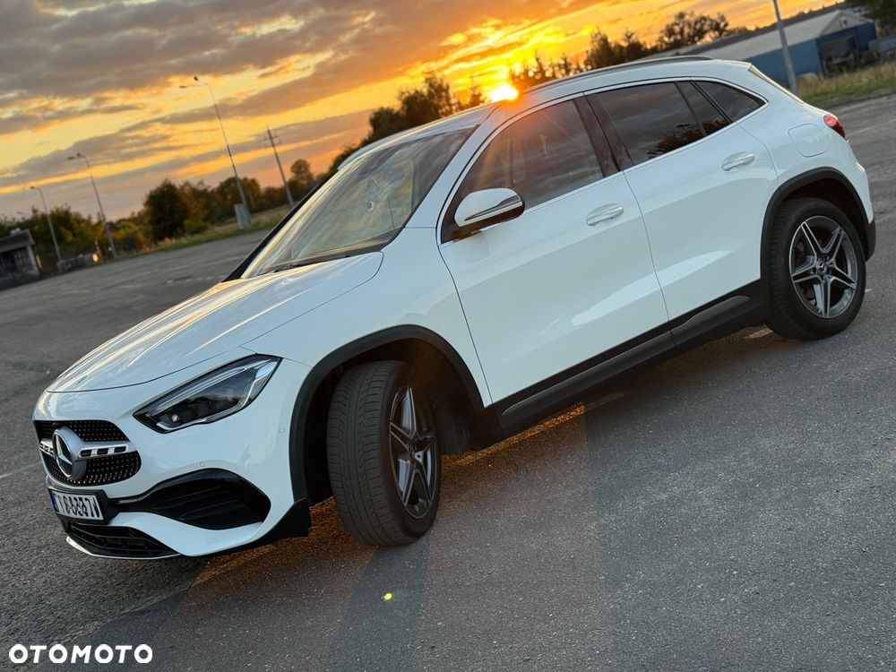 Mercedes-Benz GLA 200 d 8G-DCT AMG Line - 15