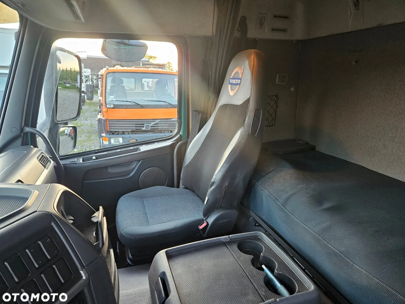 Volvo FM 340 6x2 - 17