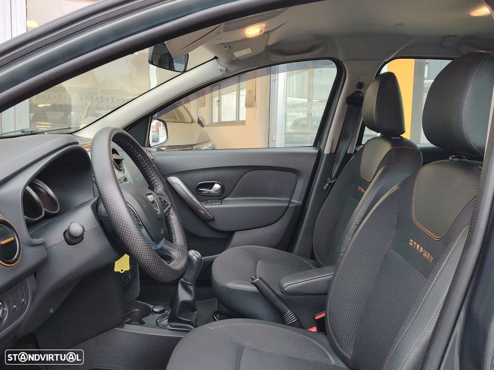 Dacia Logan MCV 0.9 TCe Stepway - 7