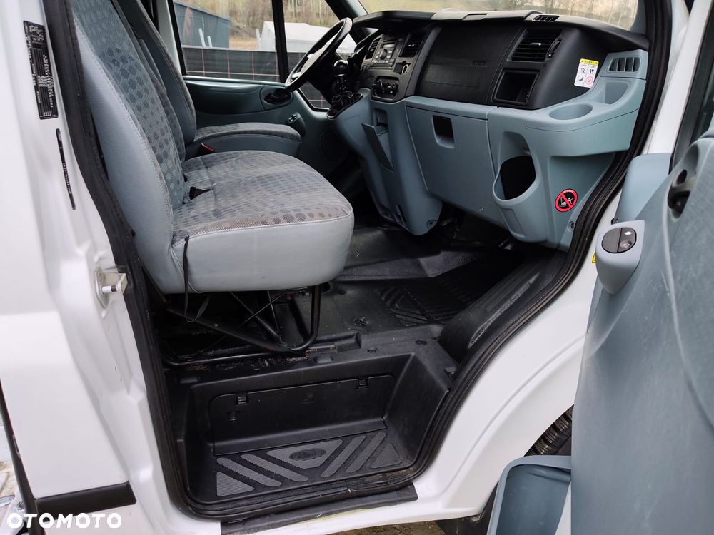 Ford Transit - 5