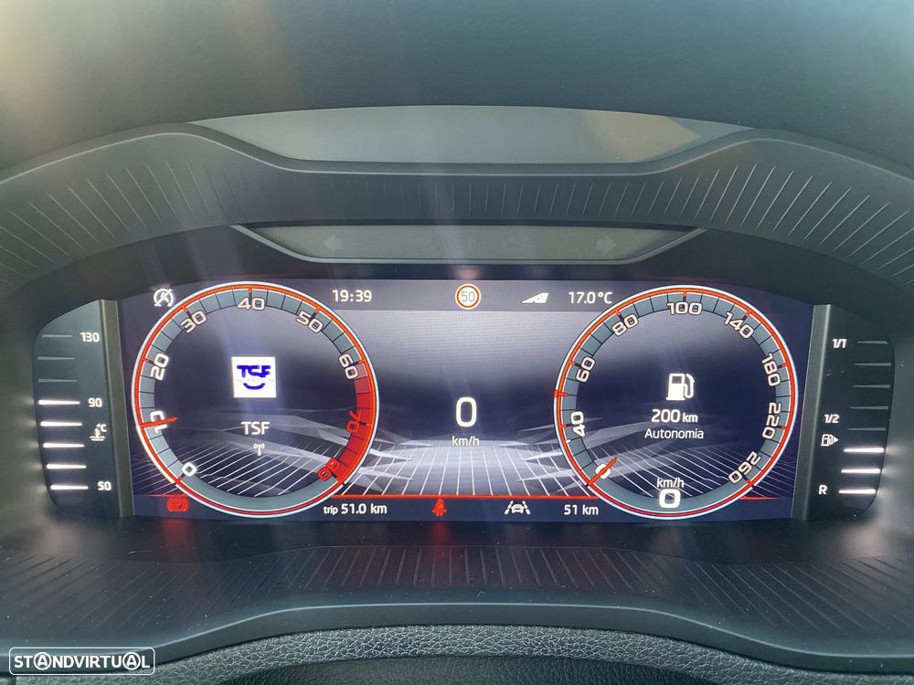 Skoda Karoq 1.0 TSI Sportline - 8