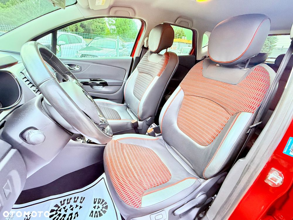 Renault Captur TCe 120 EDC Helly Hansen - 12