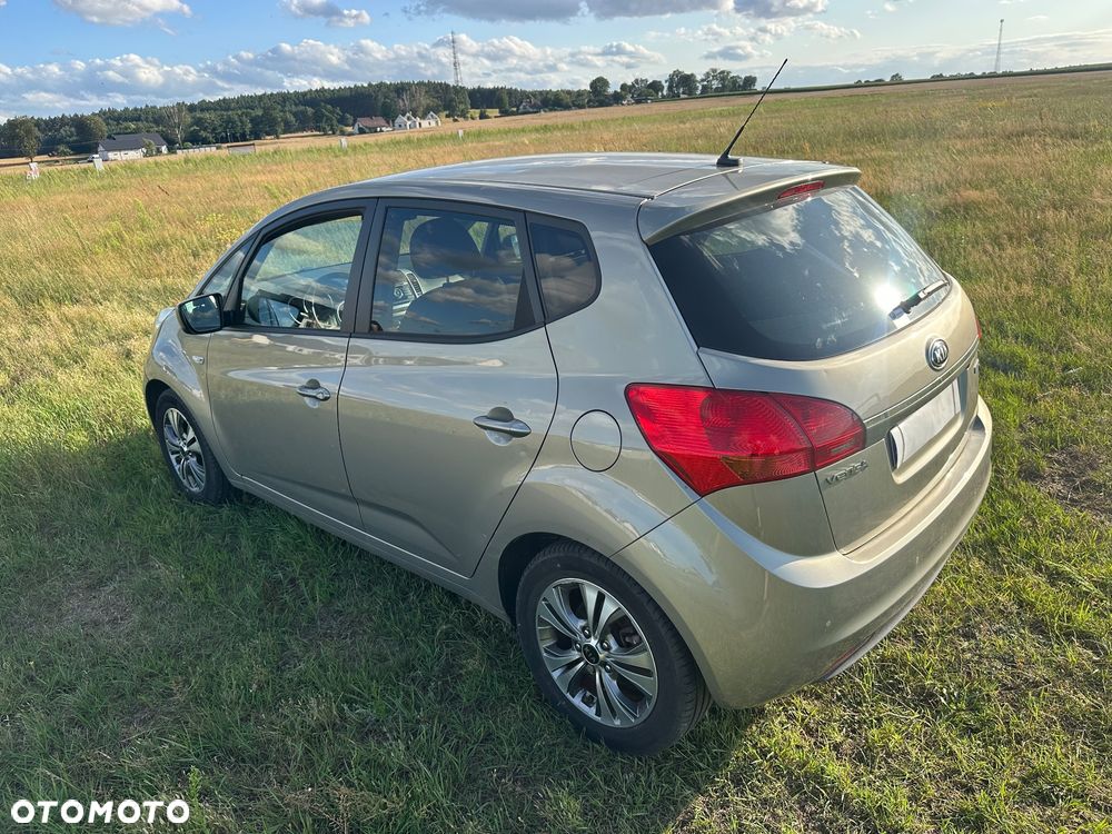 Kia Venga 1.6 CVVT Dream-Team Edition - 37