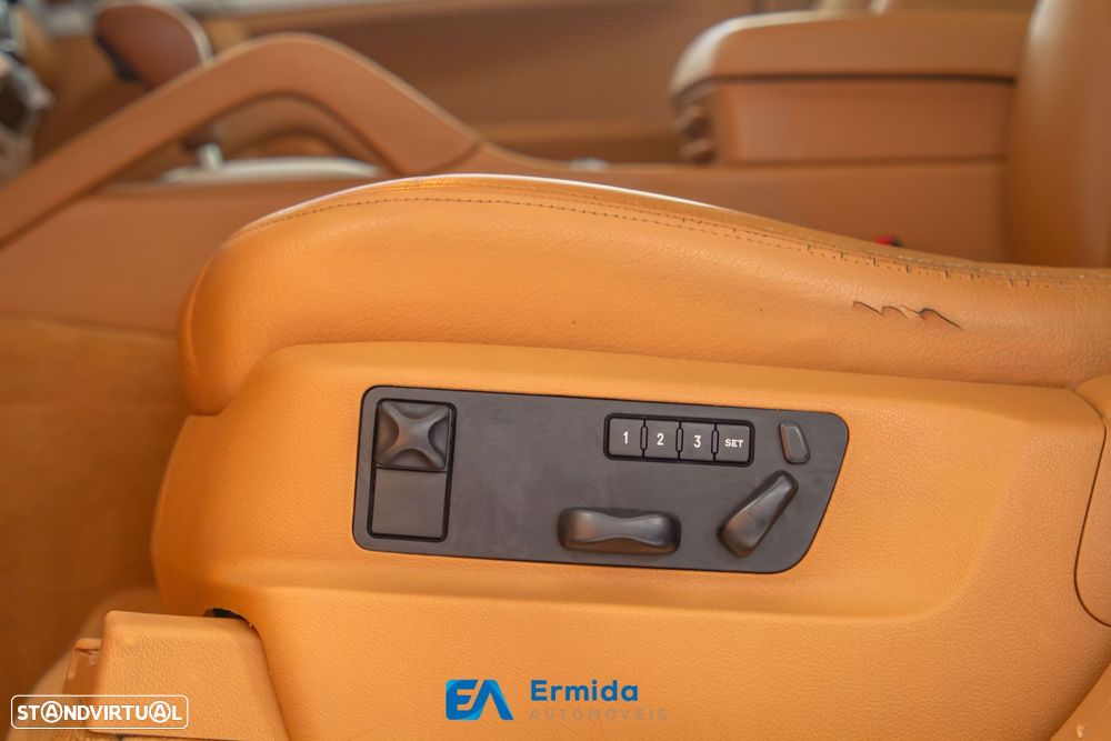 Porsche Cayenne Tiptronic - 28