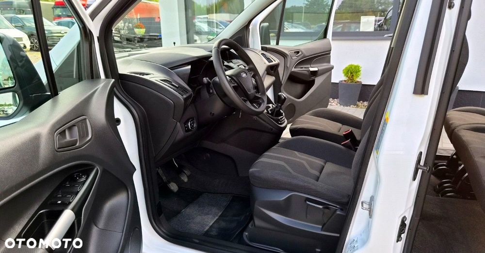 Ford Transit Connect - 37