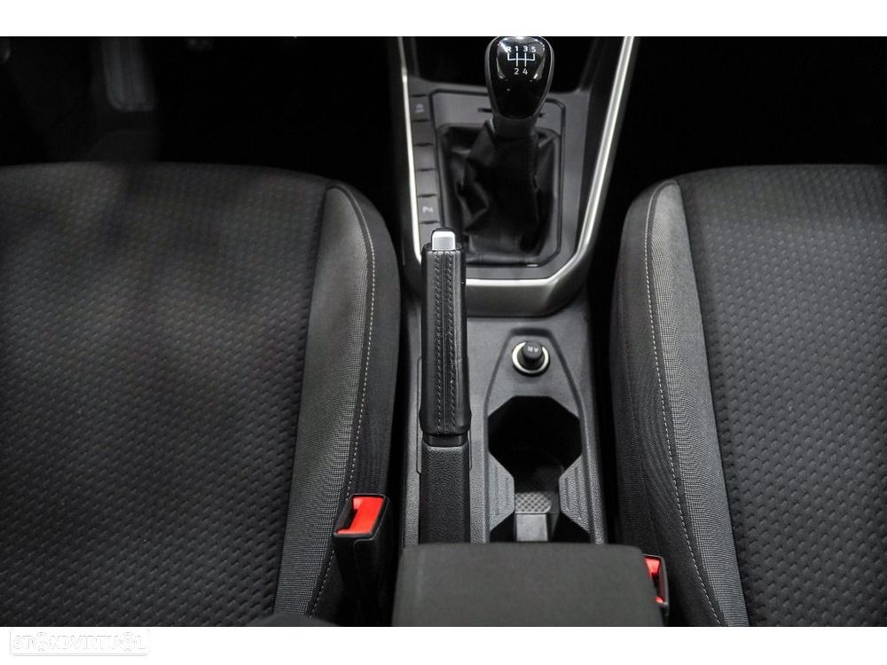 VW Polo 1.0 TSI Urban - 28