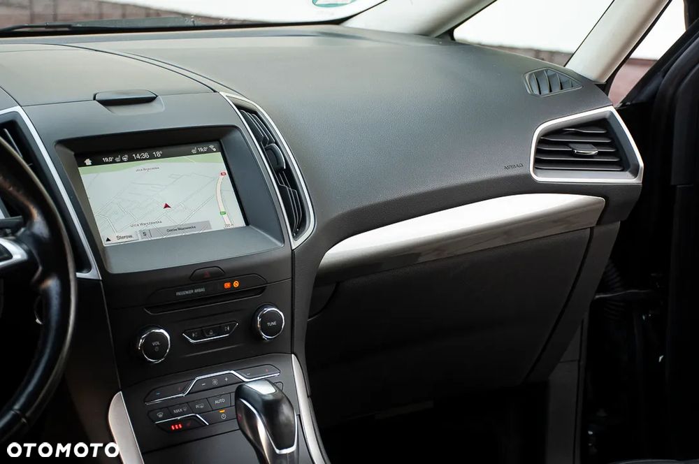 Ford S-Max - 31