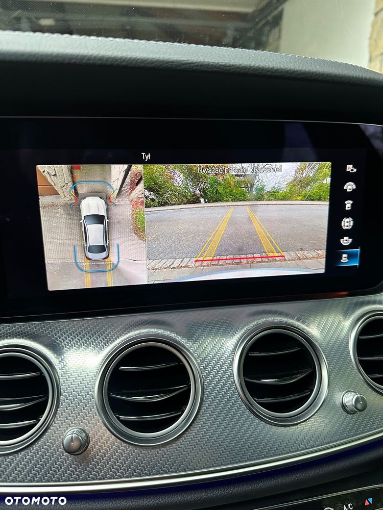 Mercedes-Benz Klasa E 220 d AMG - 26