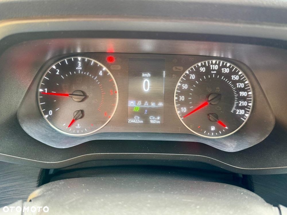 Renault Trafic - 18
