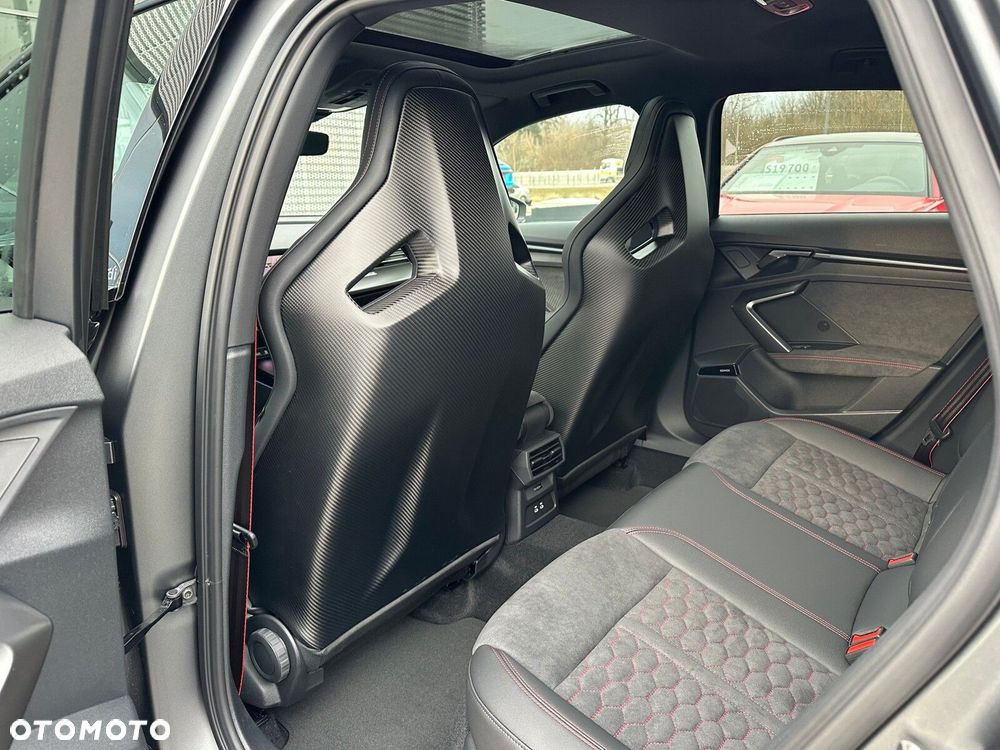 Audi RS3 Sportback - 19