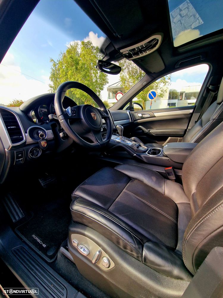 Porsche Cayenne 3.0 V6 - 21