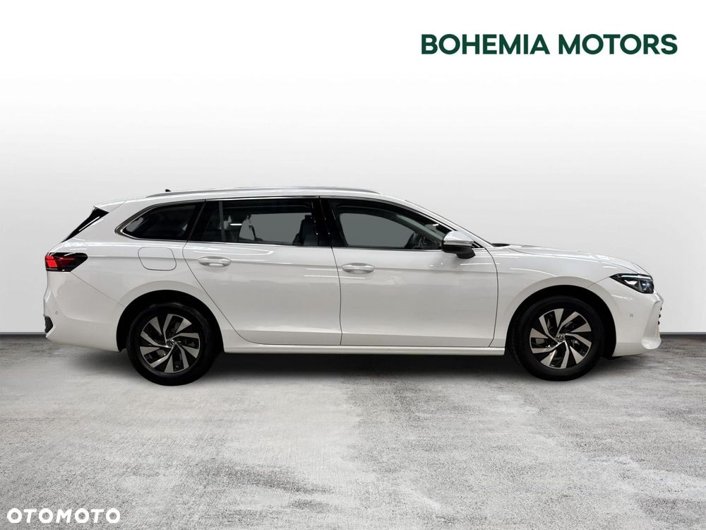 Volkswagen Passat - 6