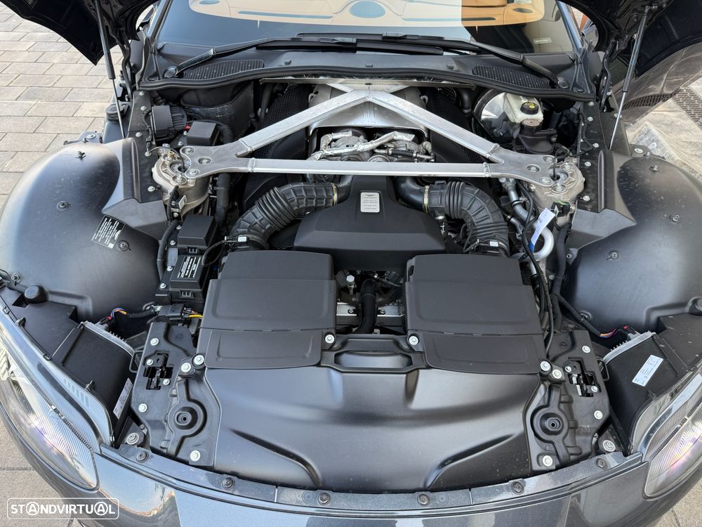 Aston Martin Vantage Roadster V8 - 14
