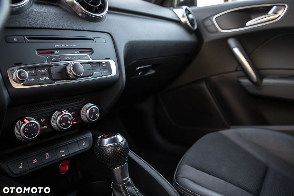 Audi A1 3-drzwiowe 1.4 TFSI S tronic S line edition m S line Sportpaket - 22