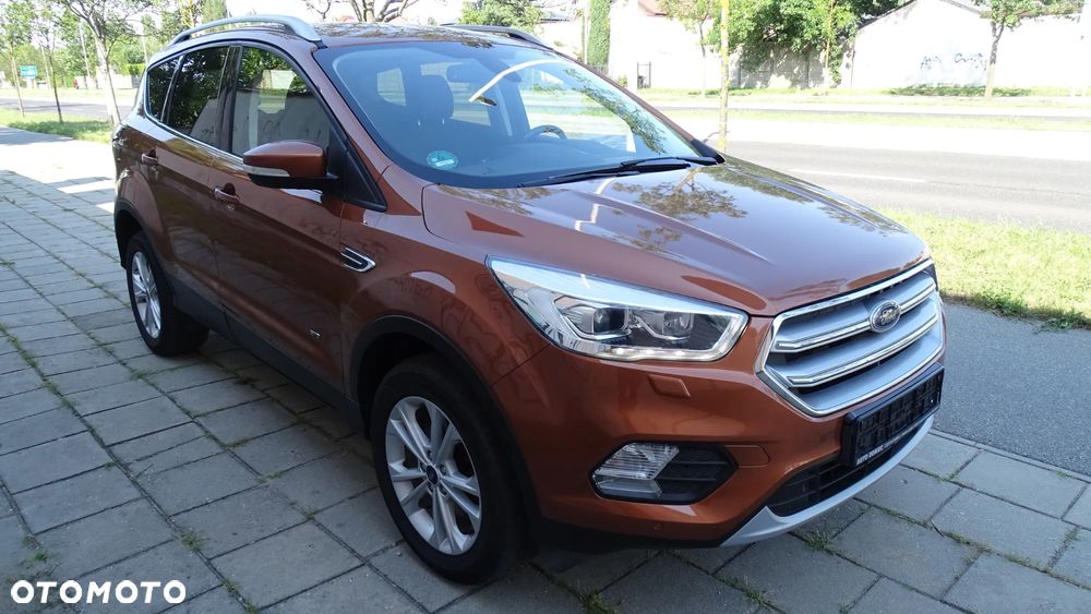 Ford Kuga - 3