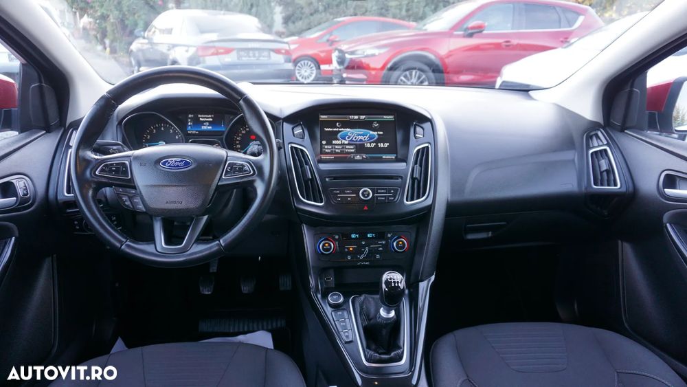 Ford Focus - 15