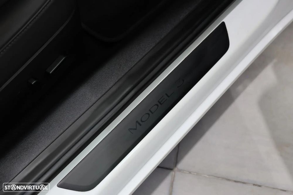 Tesla Model 3 Long Range Tração Integral - 28