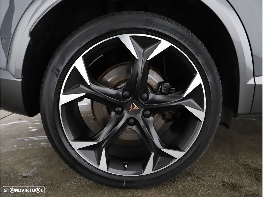 Cupra Formentor 1.4 e-Hybrid DSG VZ - 25