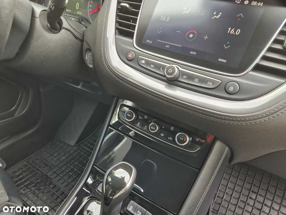 Opel Grandland X 1.2 T Elite S&S - 36