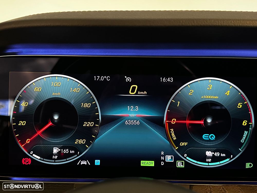 Mercedes-Benz E 300 de 9G-TRONIC AMG Line - 24