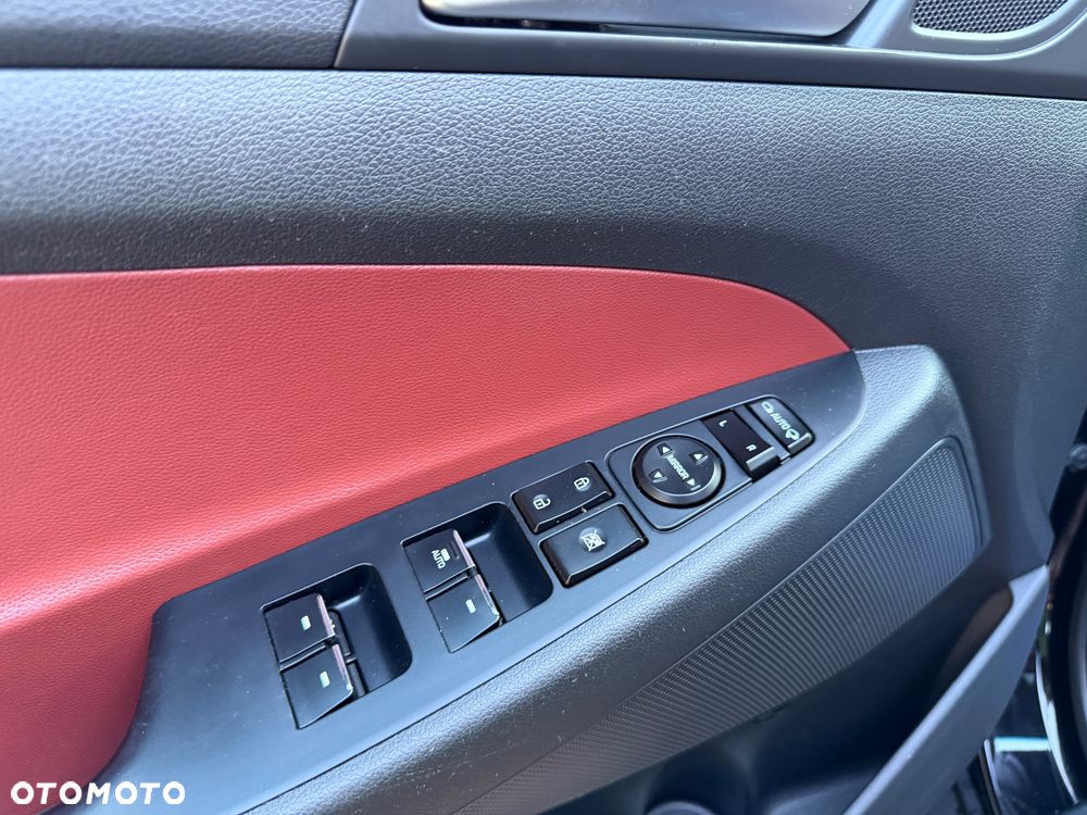 Hyundai Tucson 2.0 CRDi 4WD Intro Edition - 31