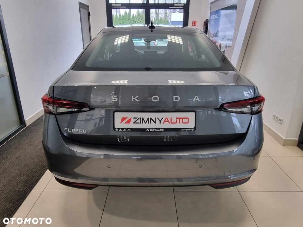Skoda Superb 2.0 TSI Drive DSG - 8
