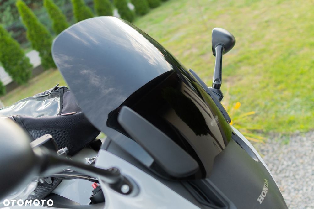 Honda CBF - 15