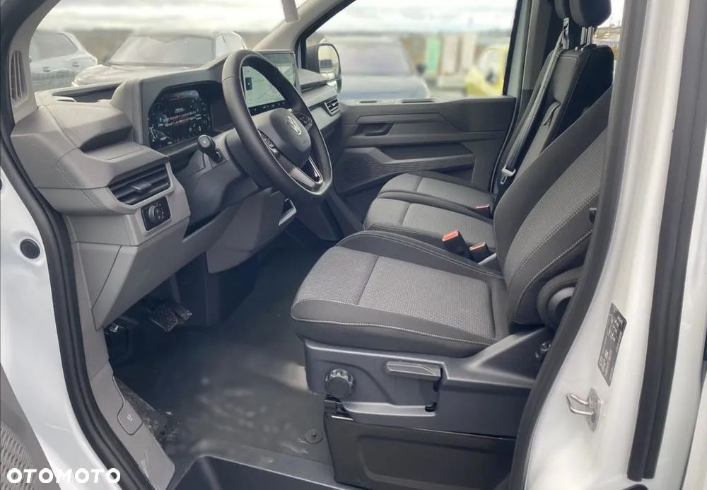 Volkswagen Transporter Kombi L2H1 M1 - 8