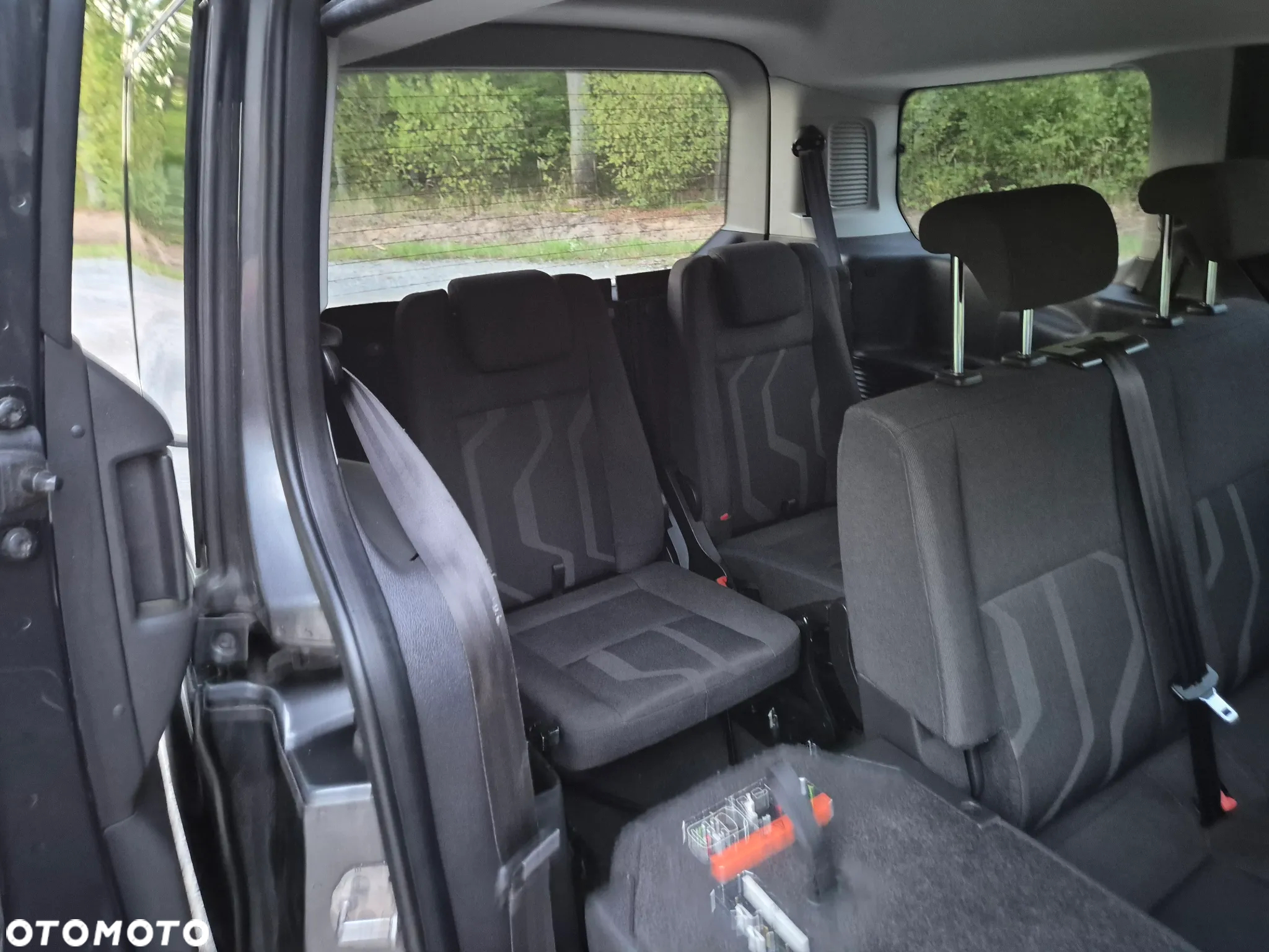Ford Tourneo Connect 1.6 TDCi Trend - 24