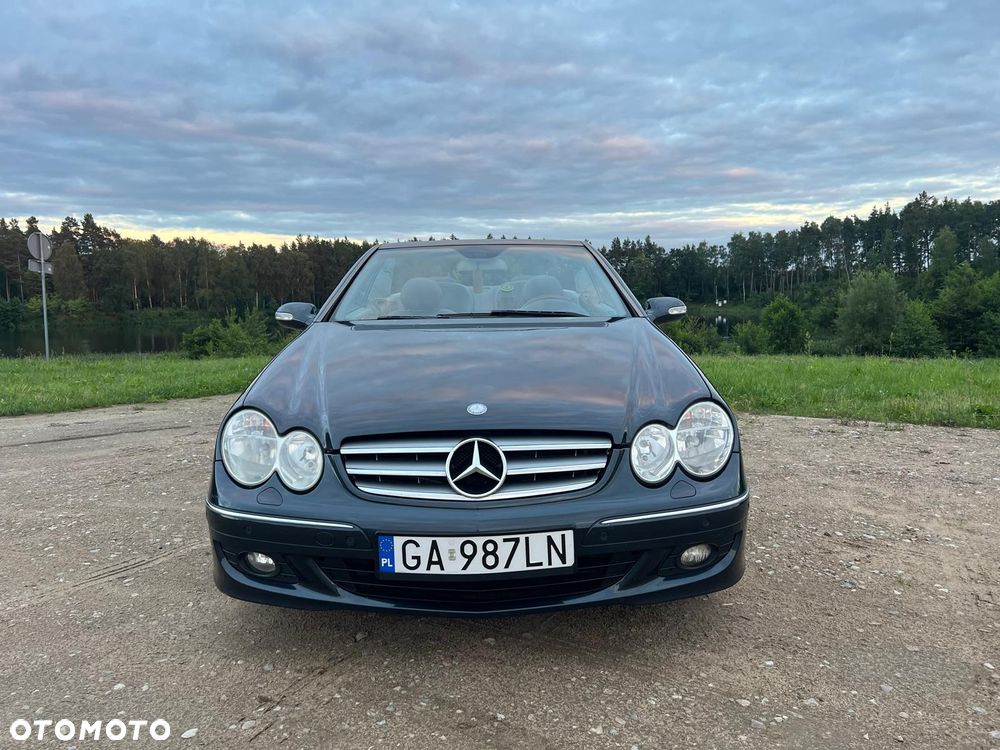Mercedes-Benz CLK - 26