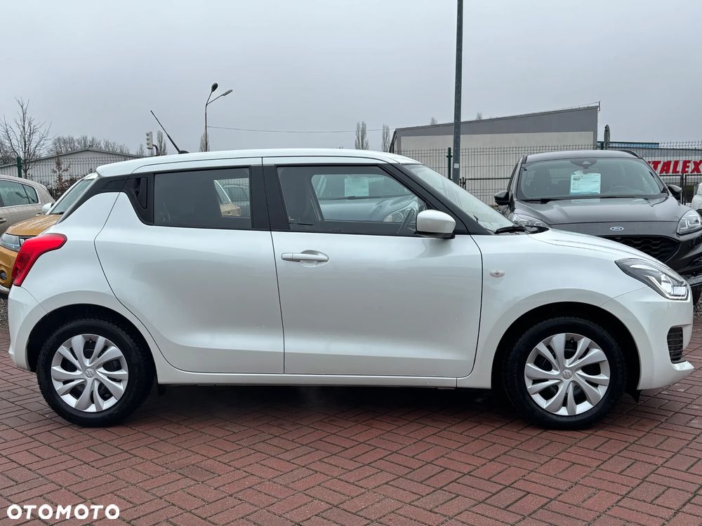 Suzuki Swift - 11