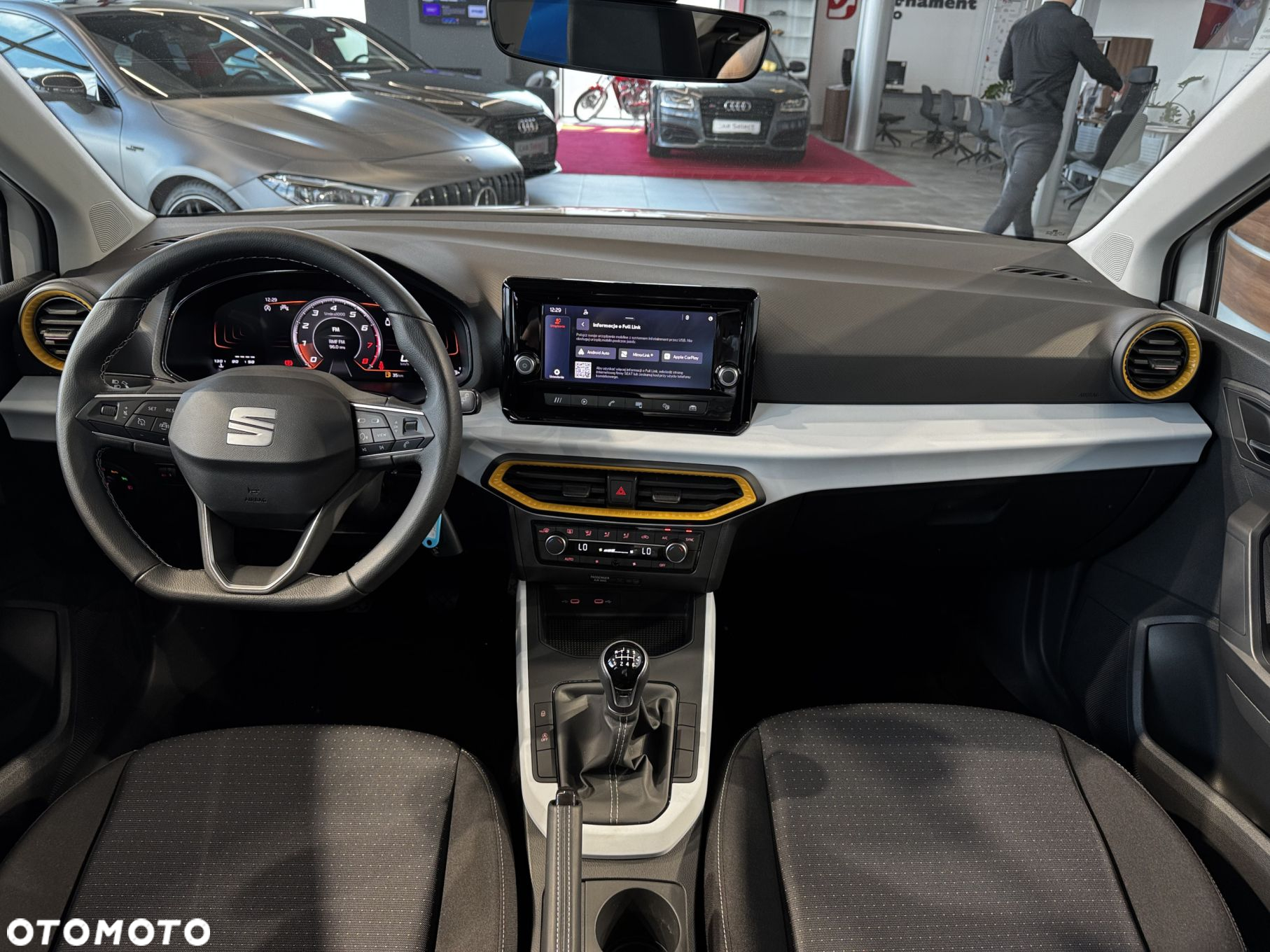 Seat Arona - 16