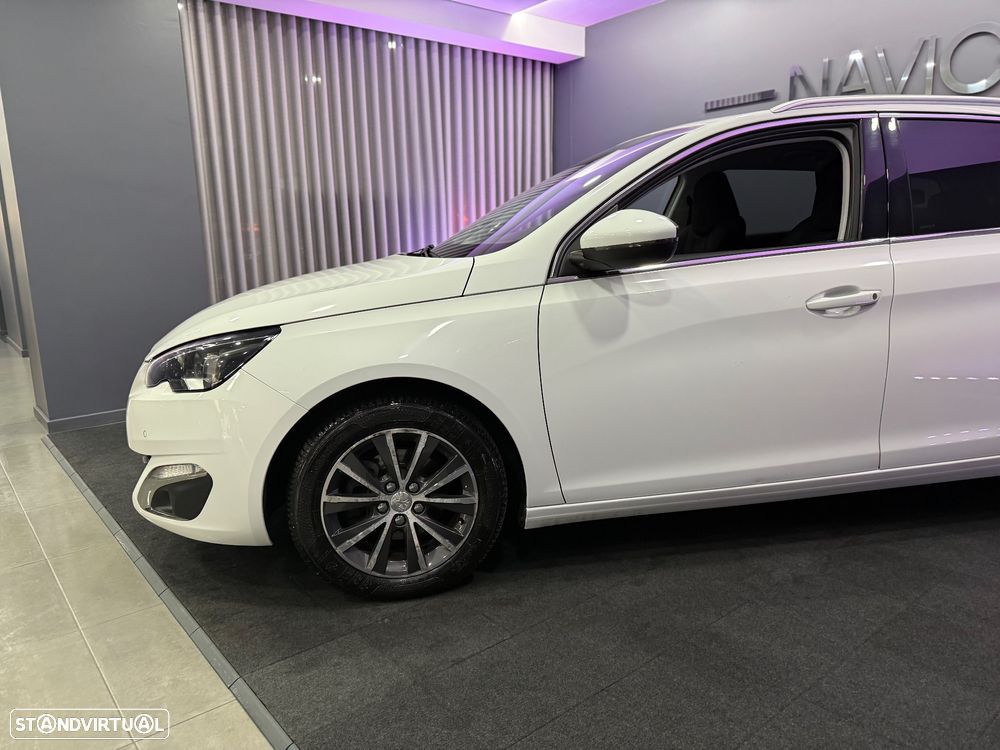 Peugeot 308 SW 1.2 PureTech Allure Full LED - 18
