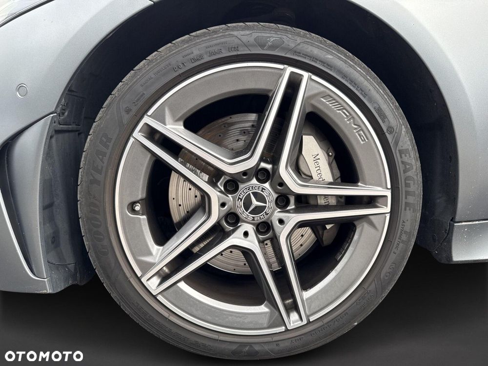 Mercedes-Benz CLS 300 d 4-Matic AMG - 10