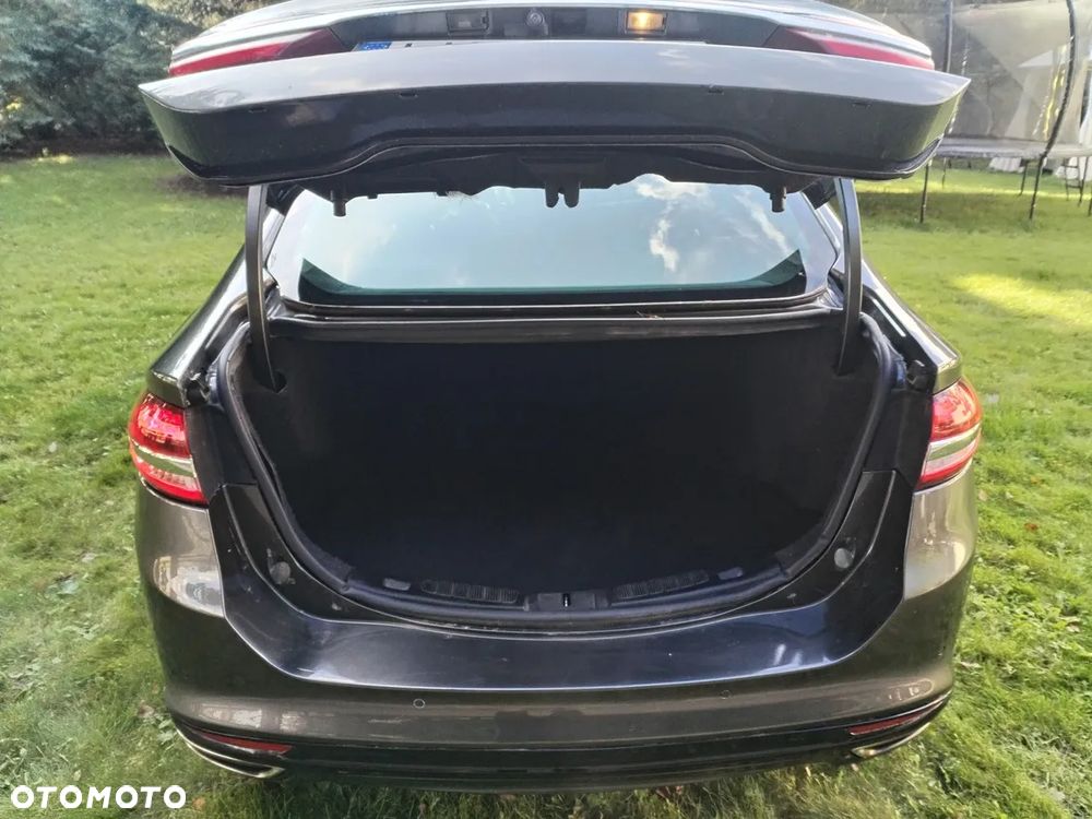 Ford Mondeo - 9