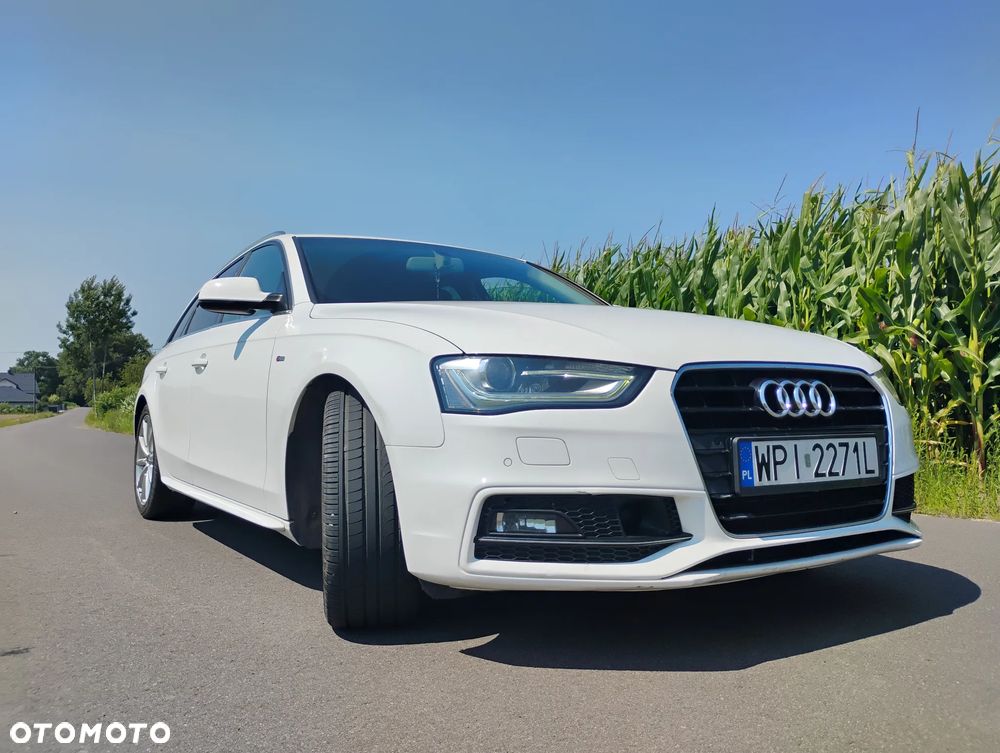 Audi A4 Avant 2.0 TDI DPF clean diesel multitronic S line Sportpaket - 3