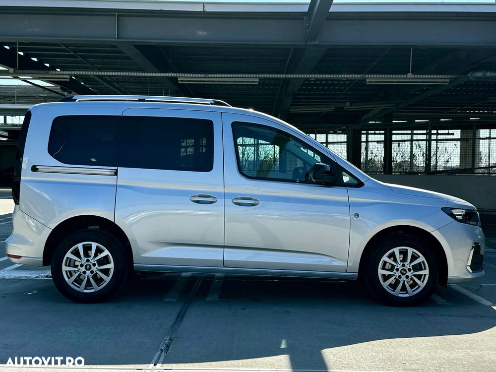 Ford Tourneo Connect 2.0L EcoBlue SWB Titanium - 9