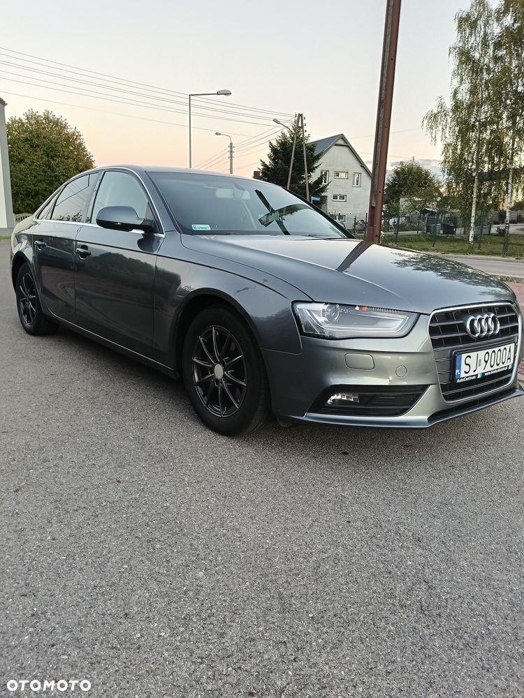 Audi A4 Limousine