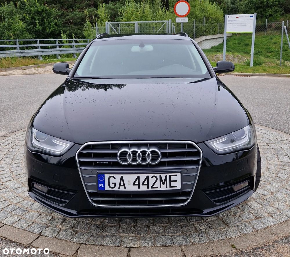 Audi A4 Avant 2.0 TDI Quattro S tronic - 8