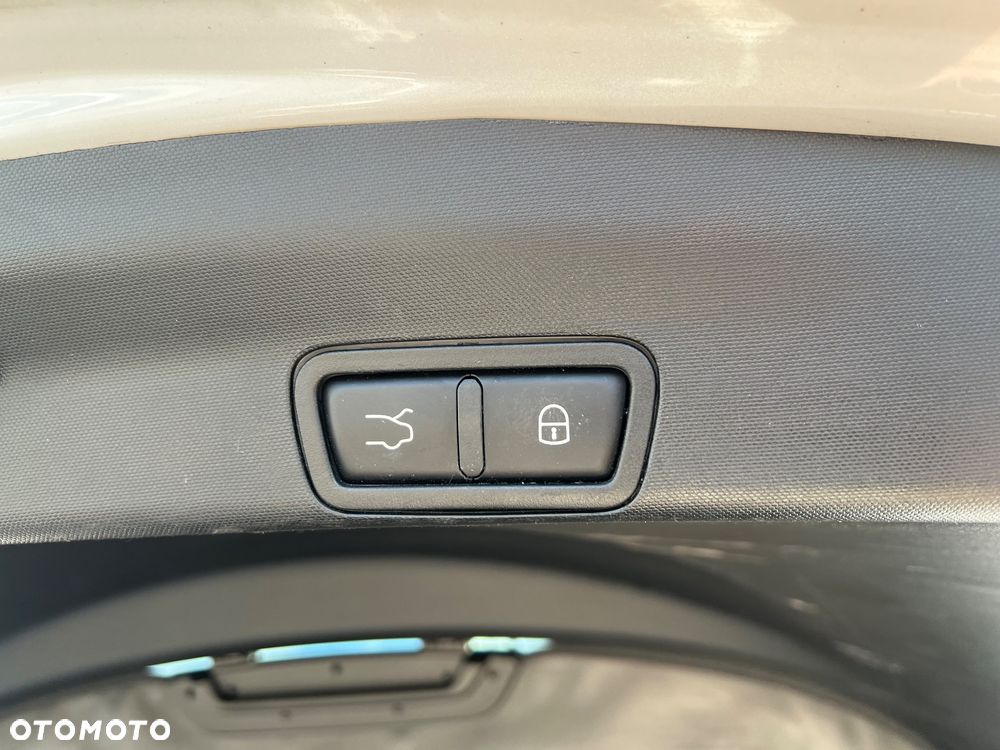 Alfa Romeo Stelvio 2.9 Bi Turbo V6 Quadrifoglio Q4 - 29