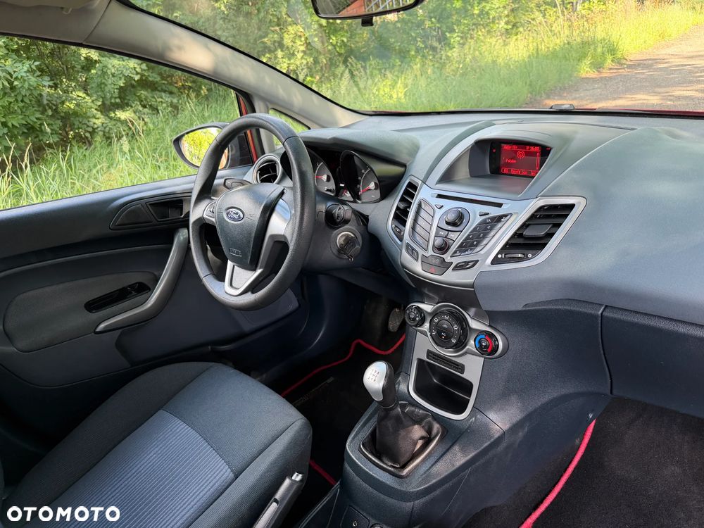 Ford Fiesta 1.25 SYNC Edition - 26