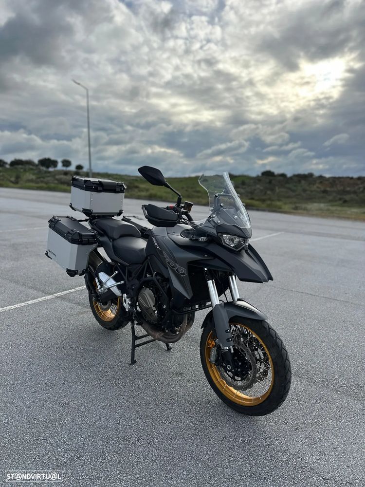 QJ Motor SRT 700X E5 - 11