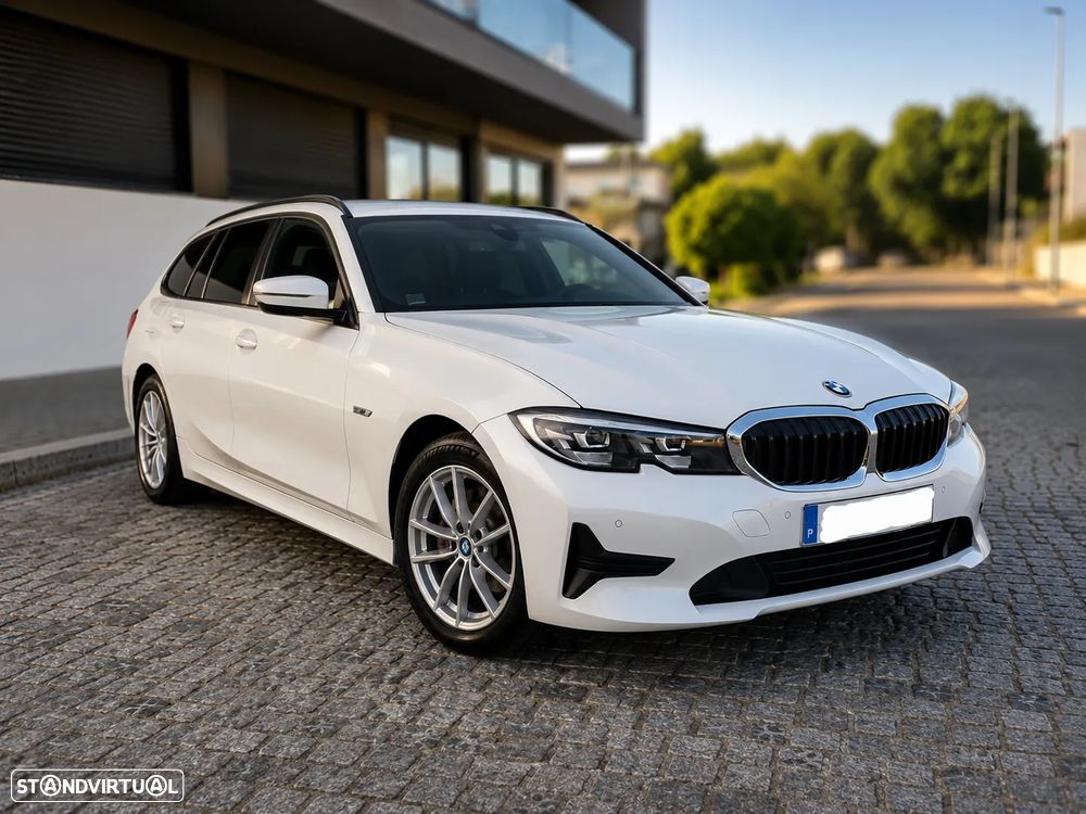 BMW 320 - 4