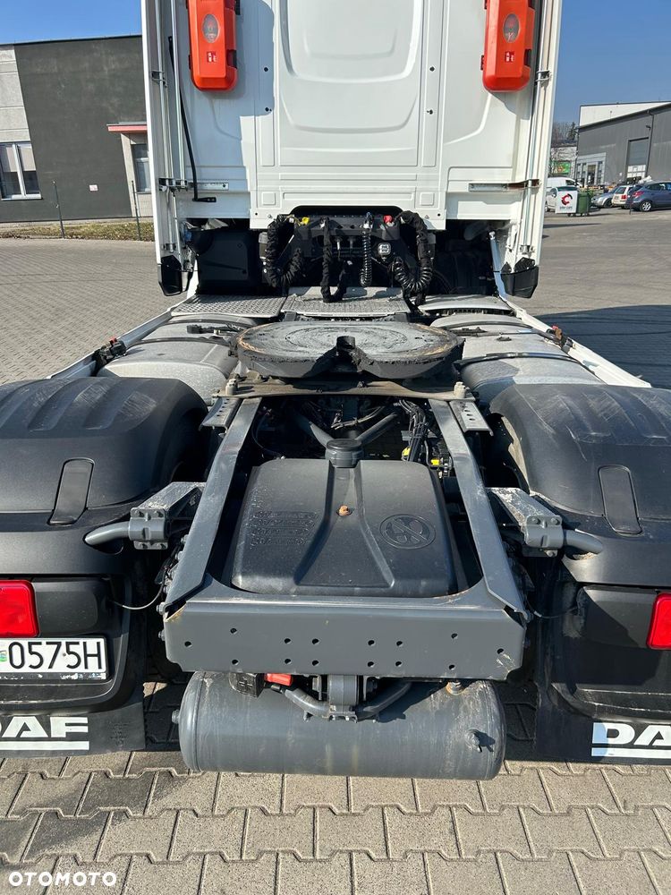 DAF XG - 12