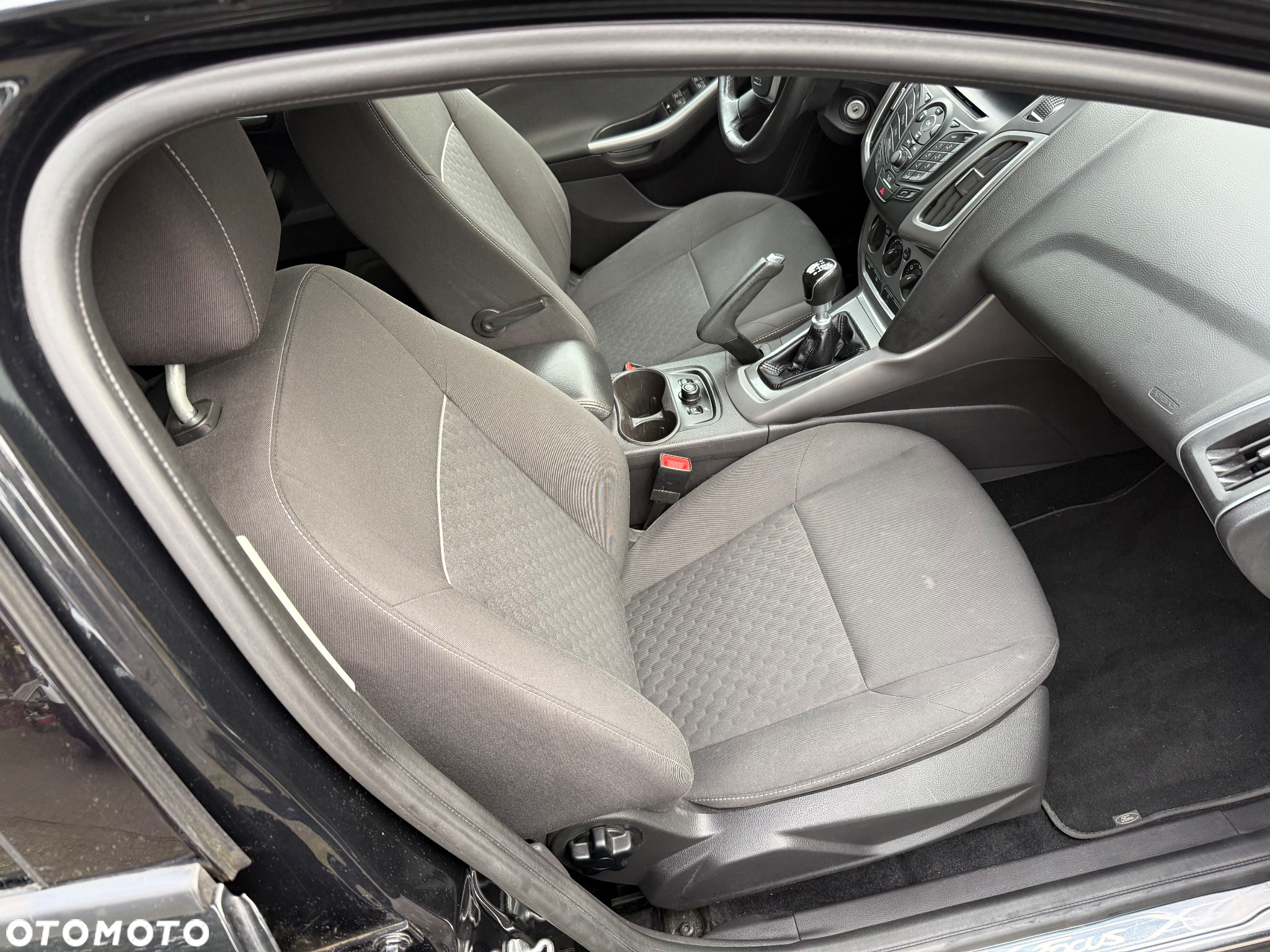 Ford Focus Turnier 1.0 EcoBoost Start-Stopp-System Champions Edition - 10