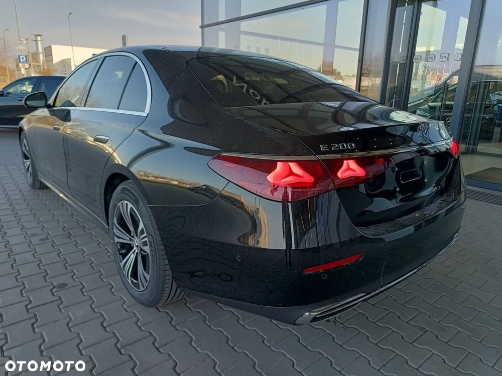 Mercedes-Benz Klasa E - 6