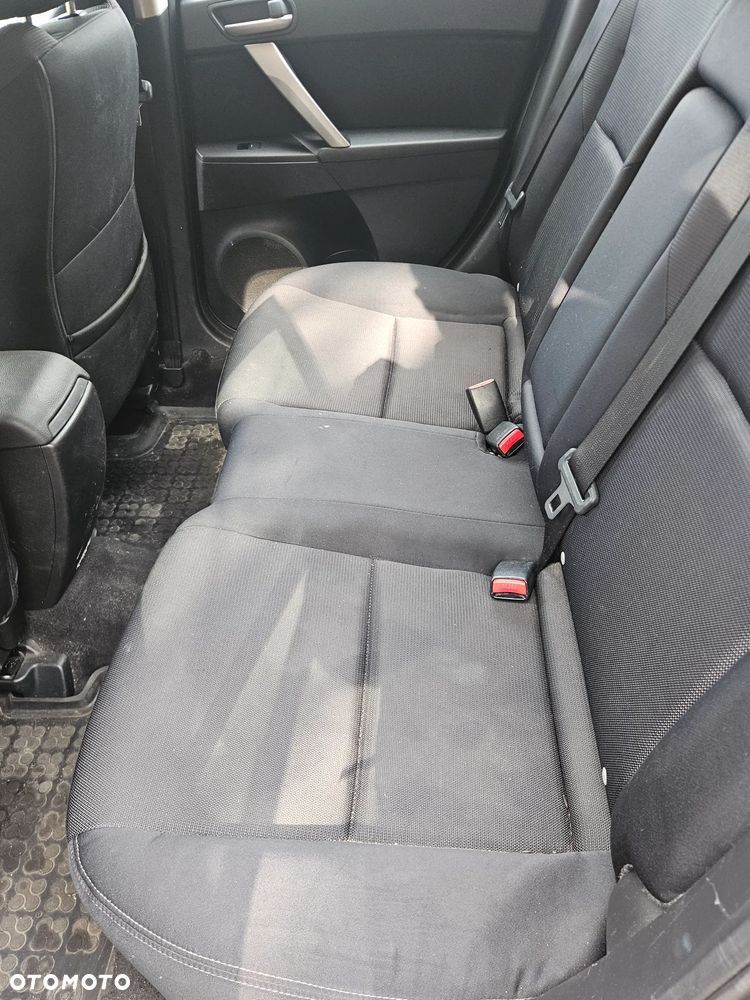 Mazda 3 1.6 CD Exclusive + - 4