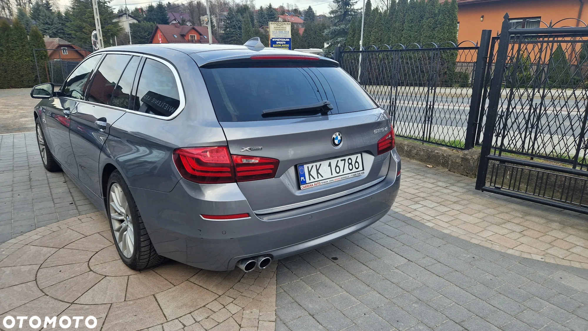 BMW Seria 5 525d xDrive Touring Luxury Line - 24